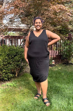 Load image into Gallery viewer, Universal Standard Black V-Neck Maxi M (18-20)