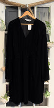 Load image into Gallery viewer, Ulla Popken Black Velvet Dress 24/26