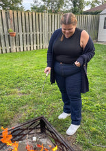 Load image into Gallery viewer, Penn. Indigo Curvyfit Straight Leg Denim 24