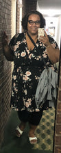 Load image into Gallery viewer, Torrid Black Floral Short-Sleeved Dress 6X