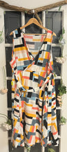 Load image into Gallery viewer, Geometric Print Dress 4X