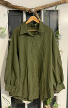 Load image into Gallery viewer, Shein Olive Button-Down 4X