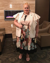 Load image into Gallery viewer, Eloquii Cream Ruffle Short-Sleeve Blazer 28