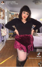 Load image into Gallery viewer, Crushed Velvet Skirt 1X