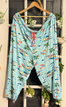Load image into Gallery viewer, Beach print 2-piece pyjama set 3X