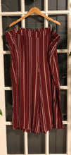 Load image into Gallery viewer, Maroon Striped Pants 4X