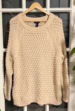 Load image into Gallery viewer, Beige Long Sleeve Sweater LG