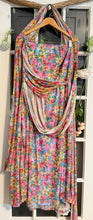 Load image into Gallery viewer, Bloomchic Floral Halter Maxi 22-24
