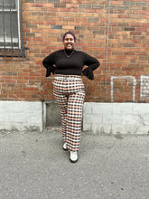 Load image into Gallery viewer, Unique Vintage Plaid Pants 3X
