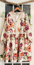 Load image into Gallery viewer, Bloomchic Long Sleeved Floral Dress 22-24
