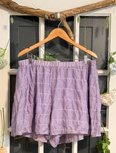 Load image into Gallery viewer, Shein Lilac Blouse &amp; Shorts Set 3X (fits small)
