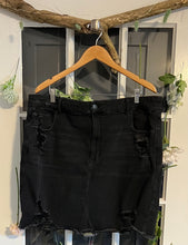 Load image into Gallery viewer, Black Denim Skirt 24
