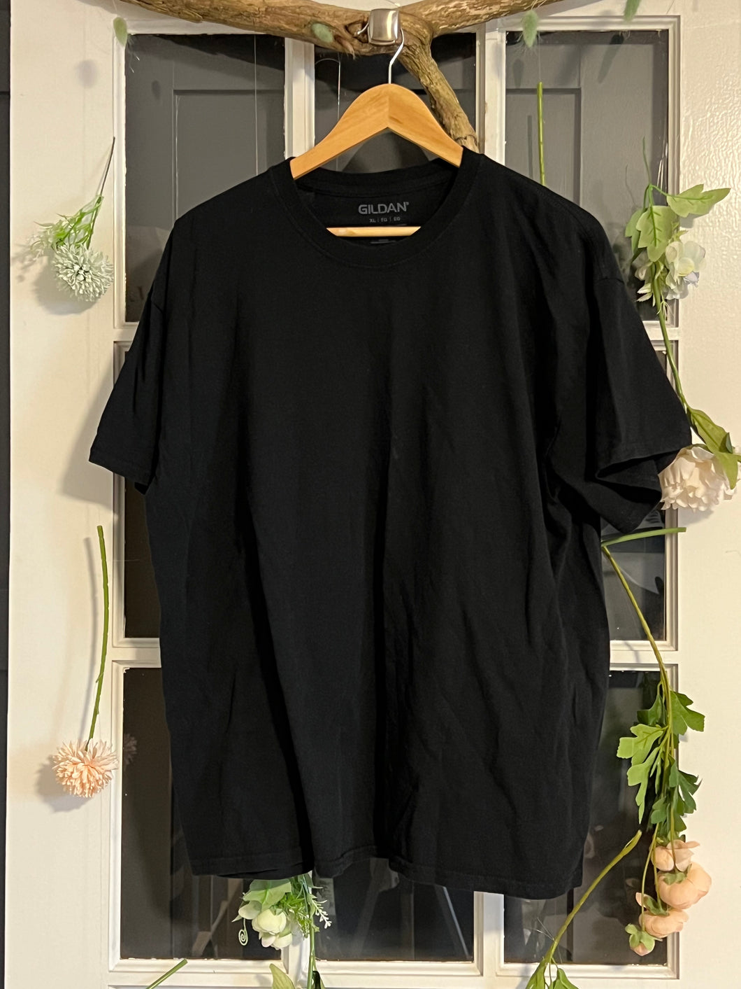 Black Tee XL