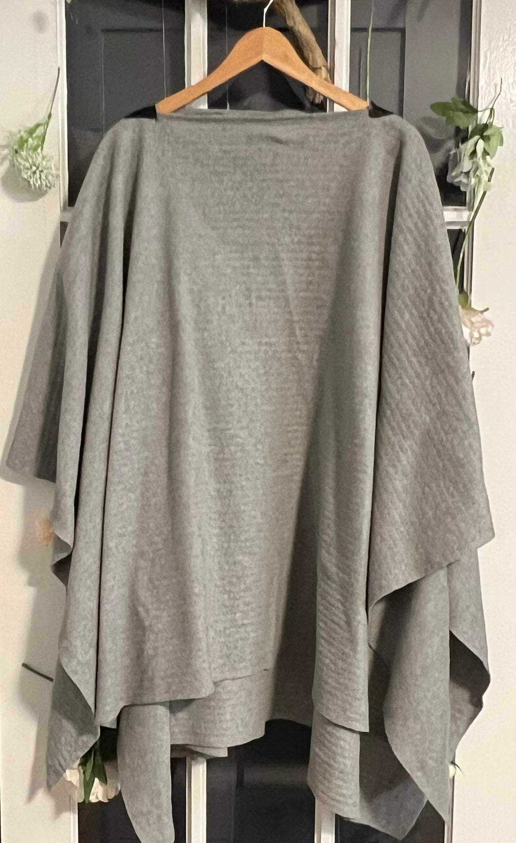 Grey Poncho O/S