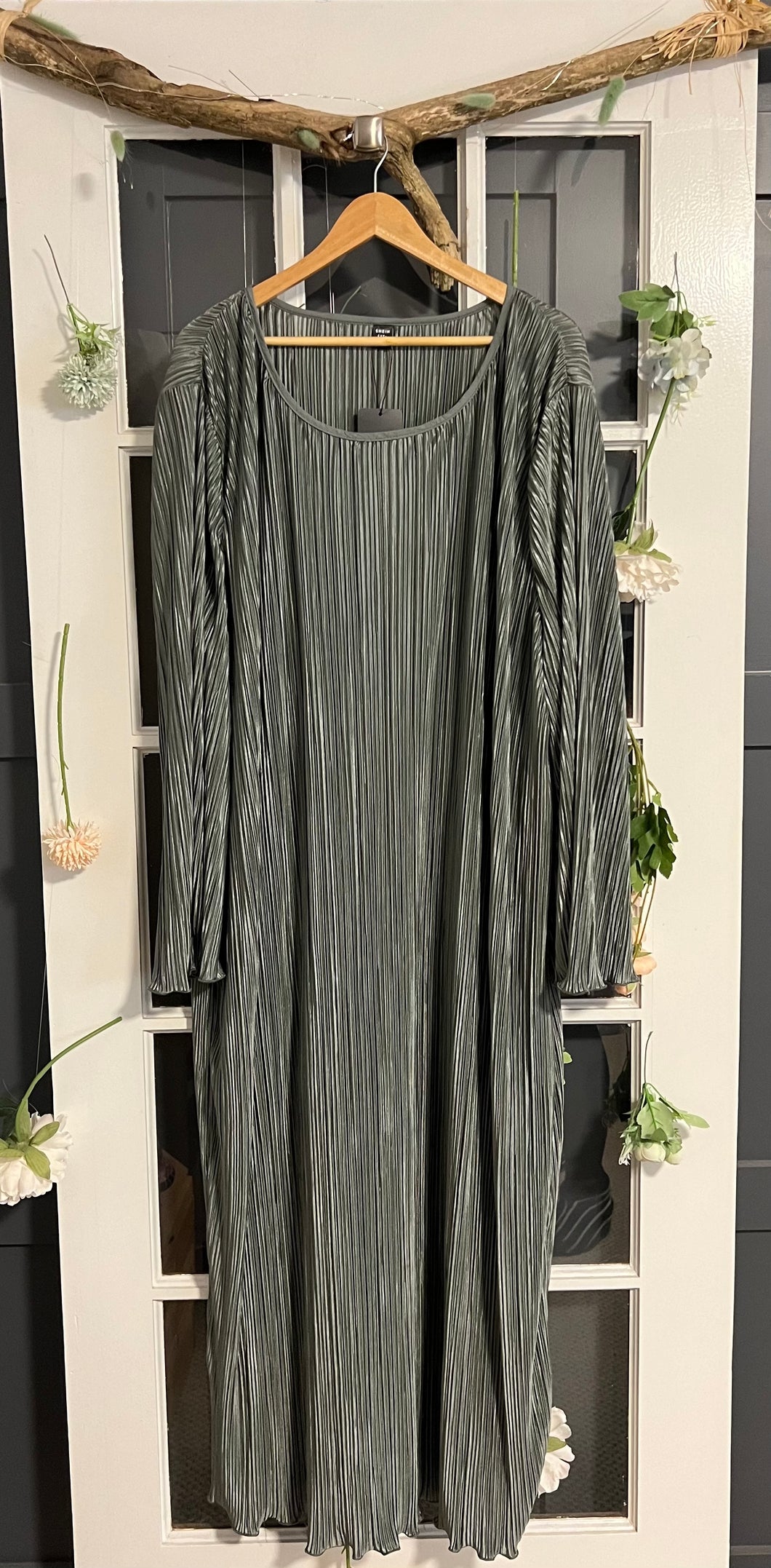 Sage Green Dress with Bell Sleeves 32/34