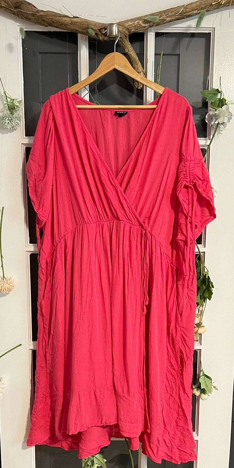 torrid pink dress Torrid Pink Wrap Dress 6X – Curvy Thrift Co