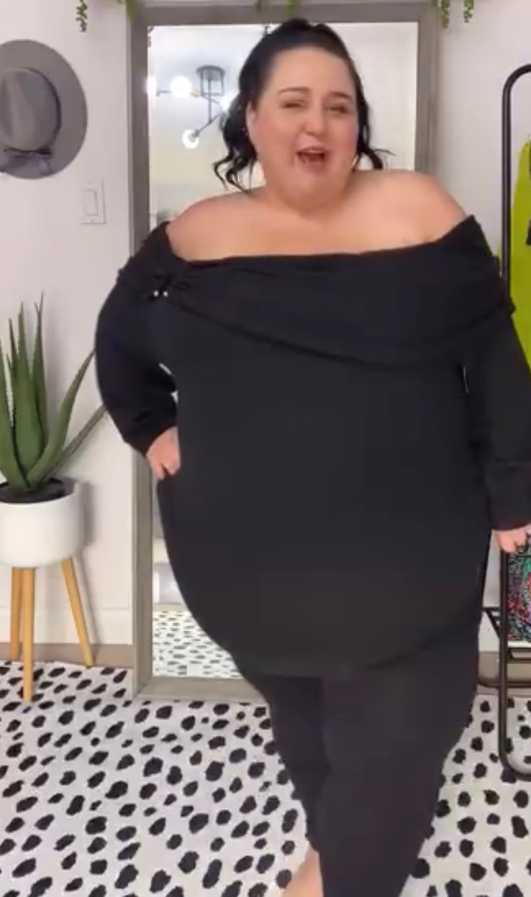 Penn. x Meredith Shaw Black Off-Shoulder Sweater 4x