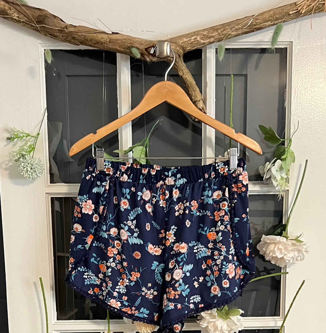 Blue Floral Shorts XL