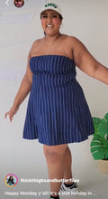 Load image into Gallery viewer, GAP Navy Blue Pinstripe Strapless Dress XXL
