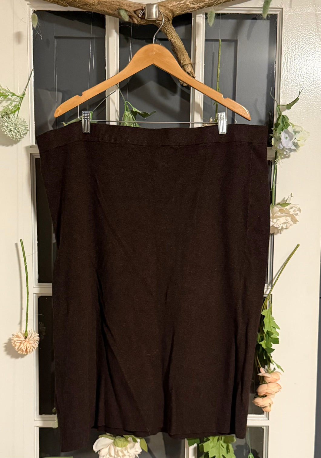 Reitman’s Signature Espresso Sweater Skirt 3X