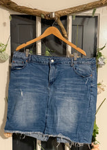 Load image into Gallery viewer, Dex Denim Skirt 20
