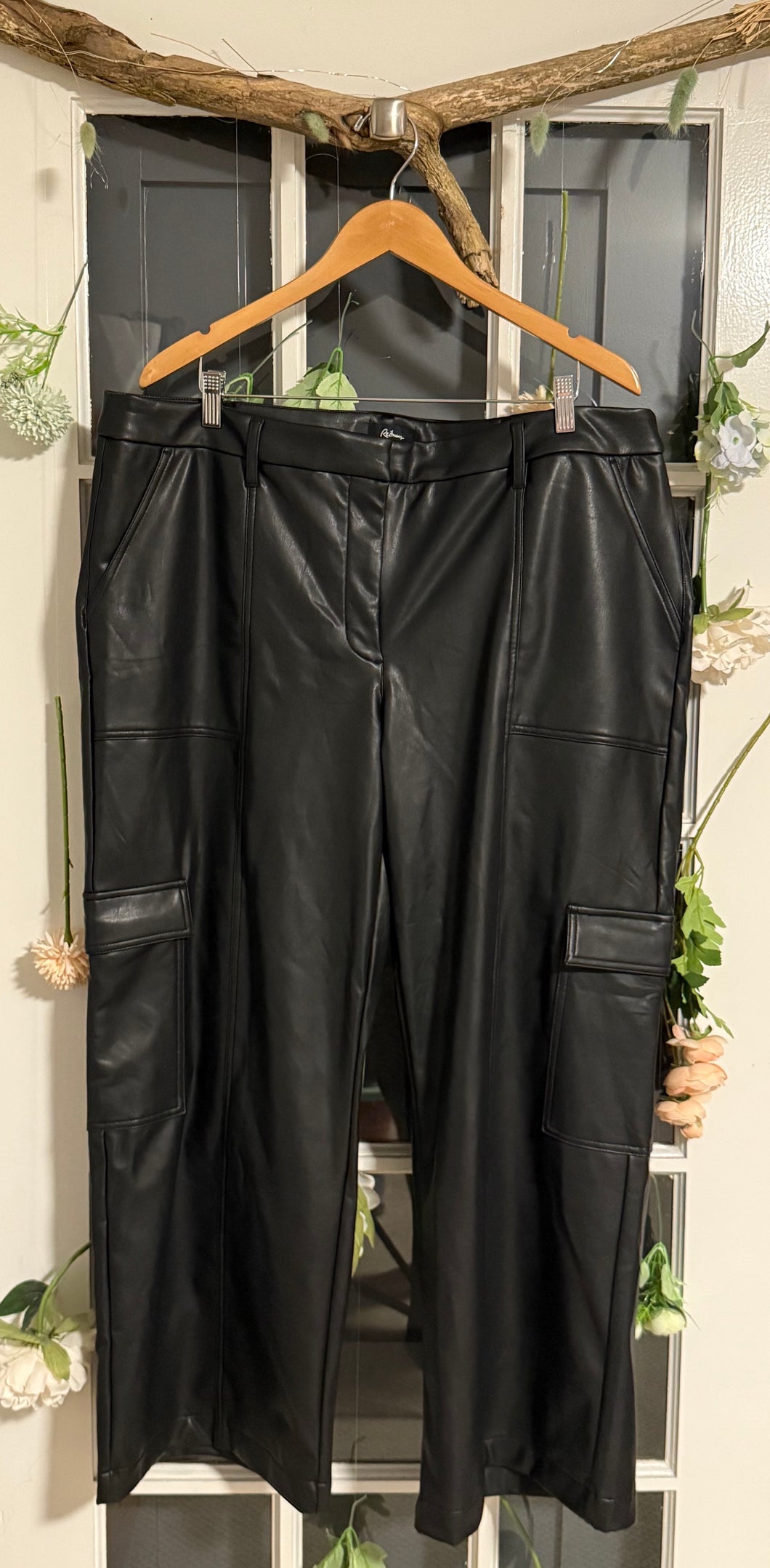 Reitman’s Wide-Leg Black Leather Pants 22 Petite