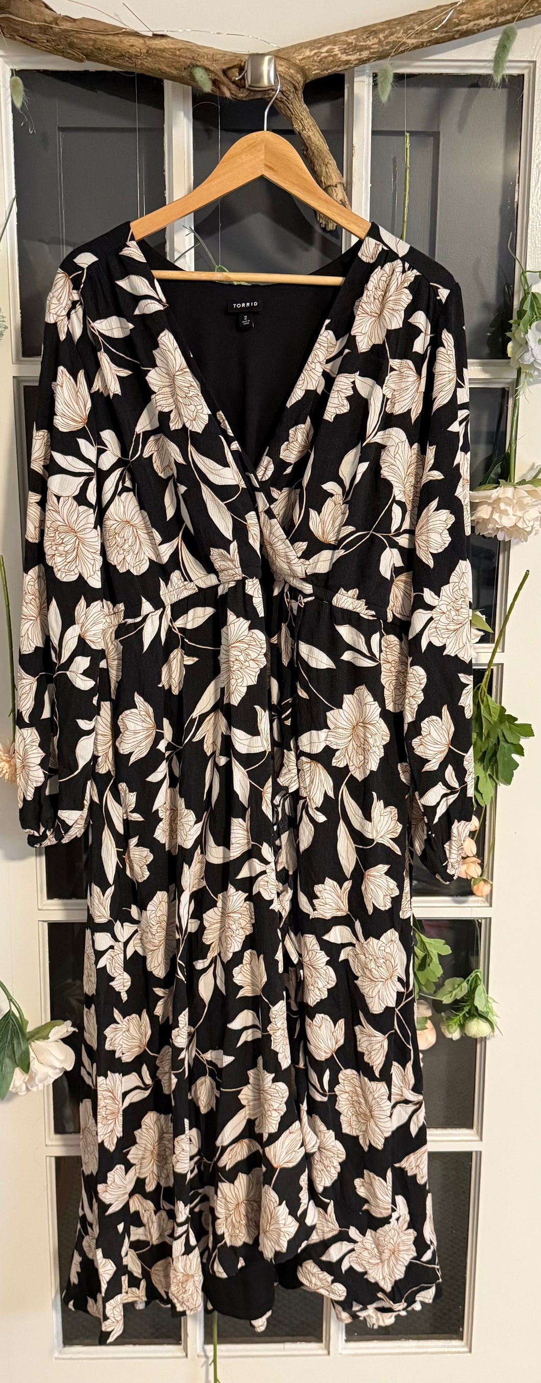 Torrid Black and Beige Floral Dress 2X