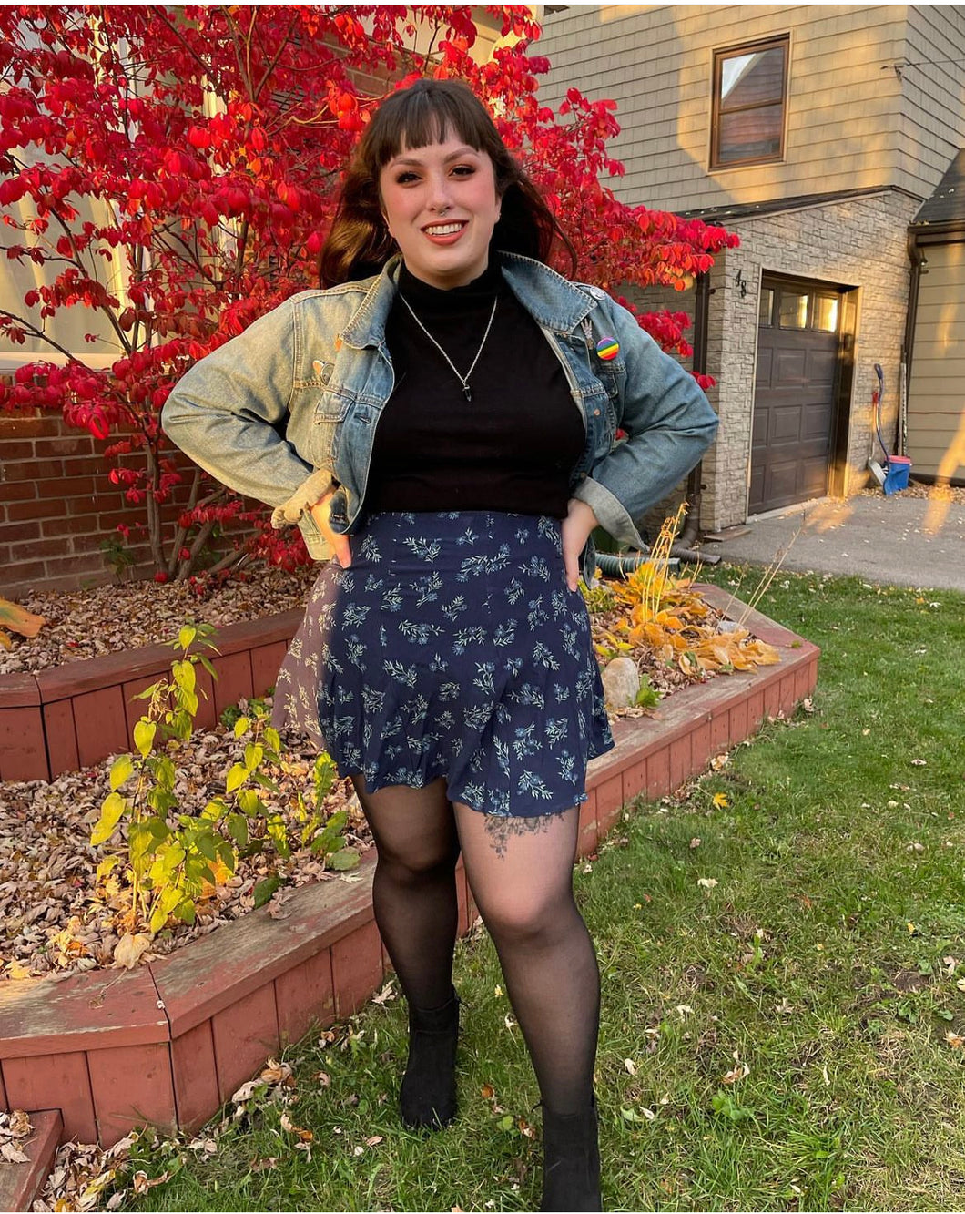 Navy Blue Floral Skirt XL