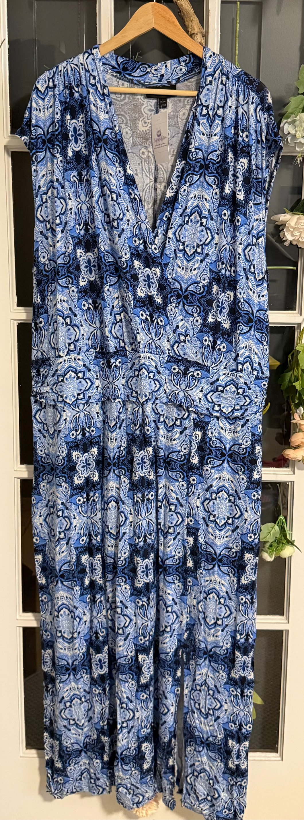 Lane Bryant navy floral maxi dress 26/28