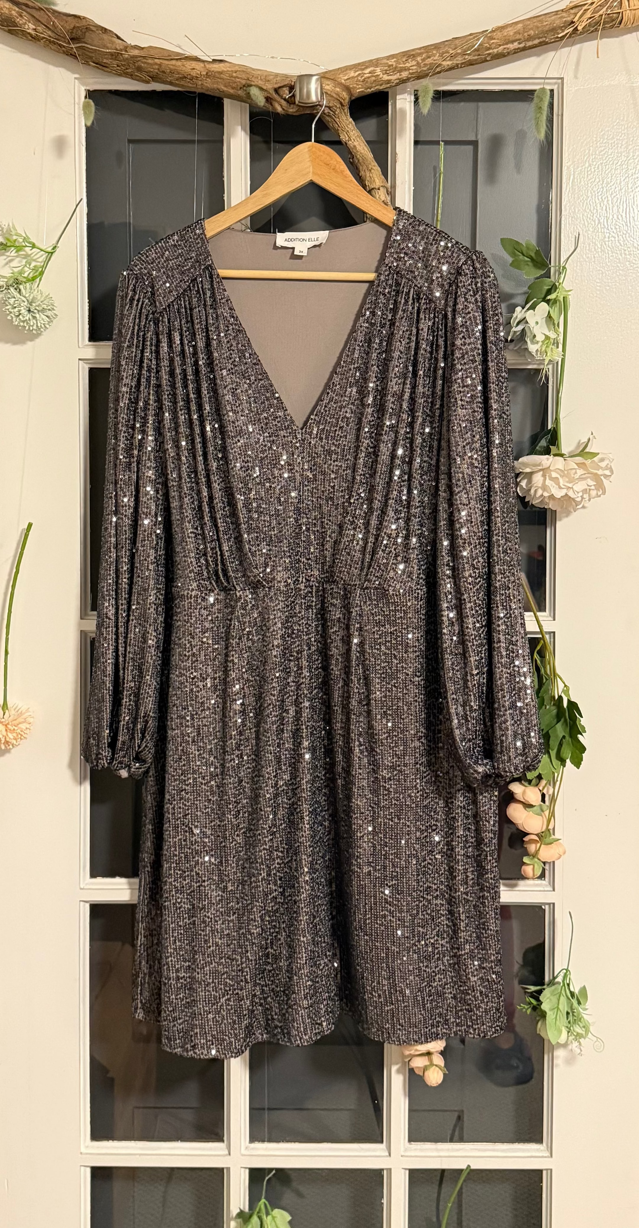 Addition Elle Long Sleeved Sequin Dress 2X – Curvy Thrift Co