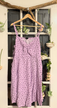 Load image into Gallery viewer, Torrid Lilac Floral Dress 2X
