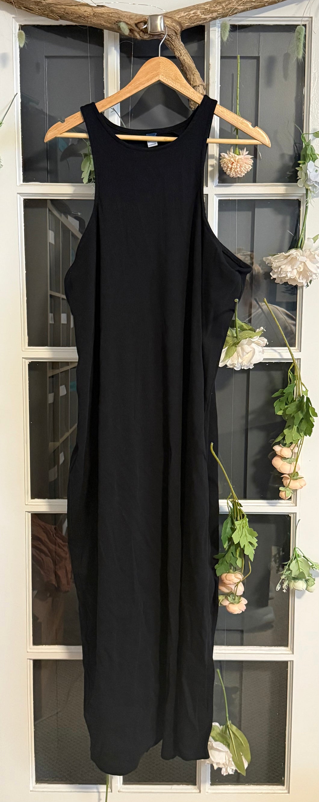 Old Navy Ribbed Black Halter Dress 4X Curvy Thrift Co. Old Navy Ribbed Black Halter Dress 4X Curvy Thrift Co.