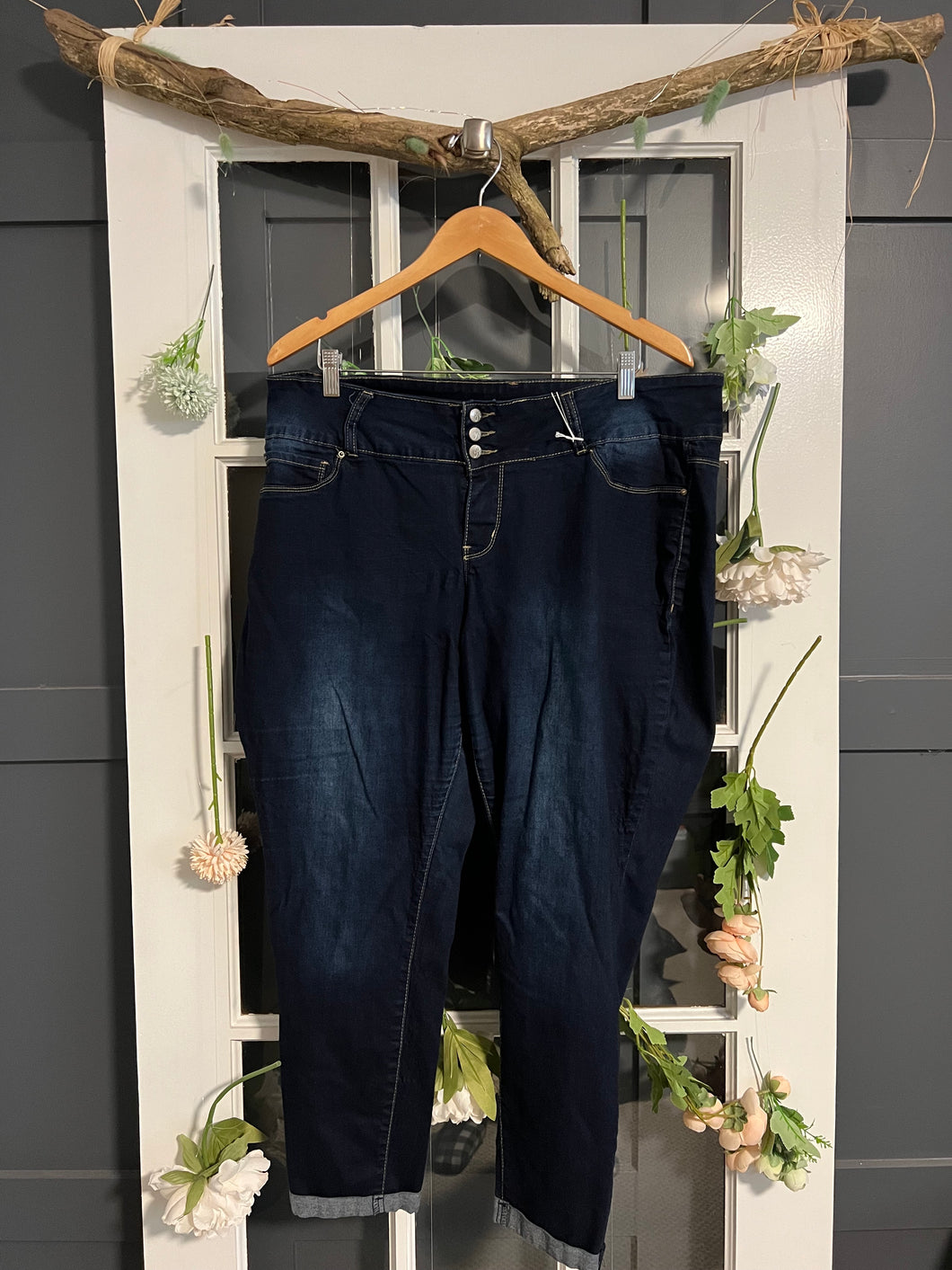 Dark Denim 16W