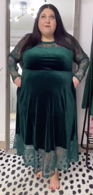 Bloomchic Emerald Velvet and Lace Dress 22/24