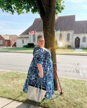 Load image into Gallery viewer, Pipa Fashion blue floral maxi dress 4X 24/26
