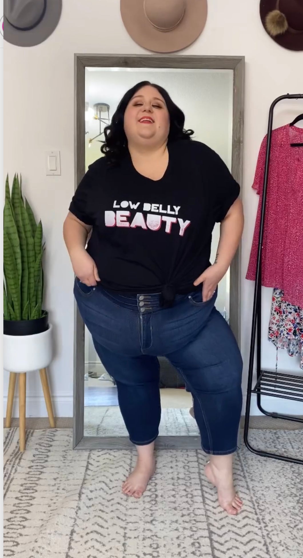 Low Belly Beauty Tee 4X