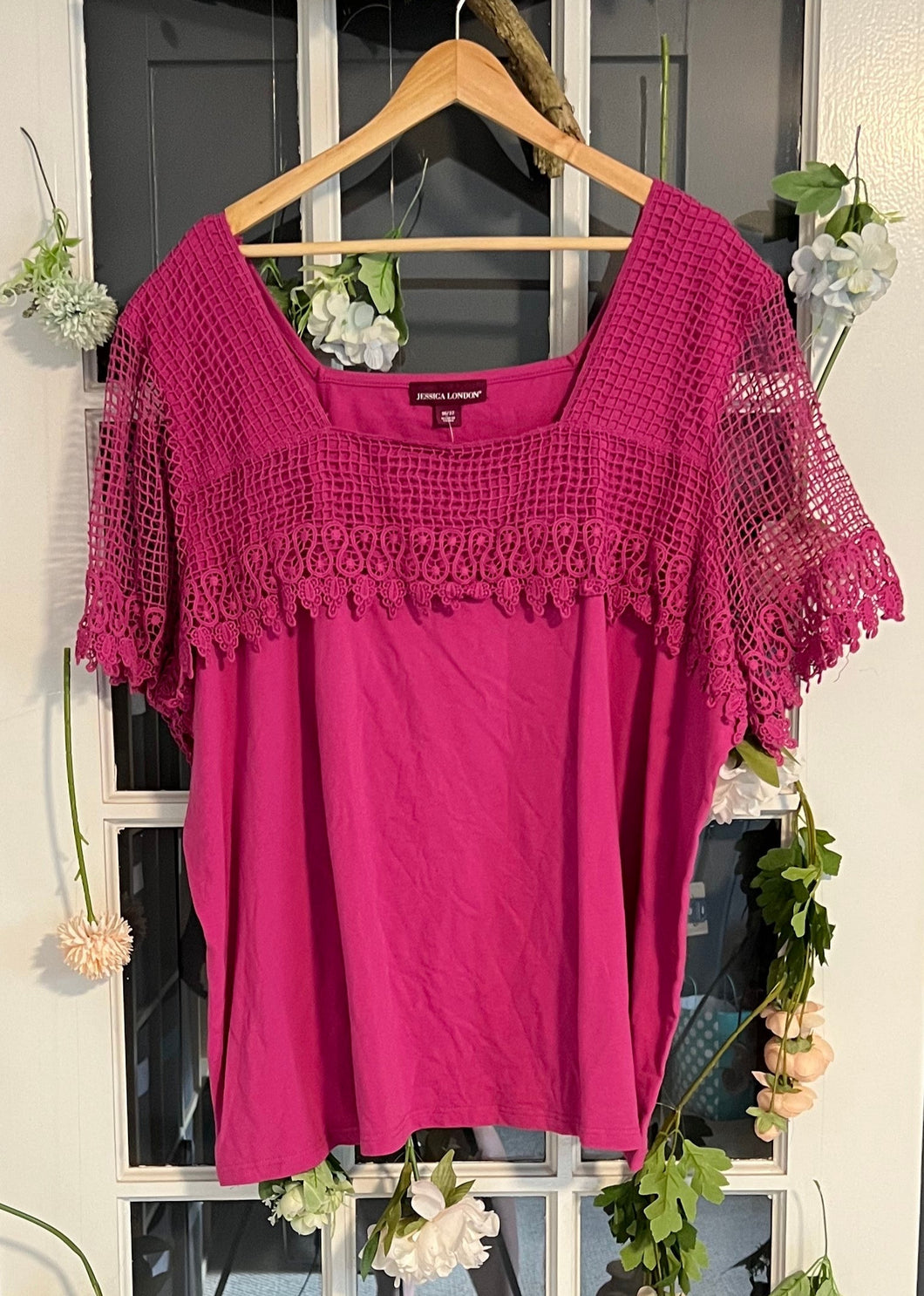 Magenta Crochet Short-Sleeved Top 30/32