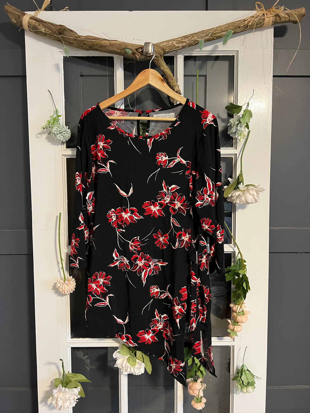 Black Floral Tunic 2X