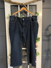 Load image into Gallery viewer, Bloomchic Dark Wash Denim 26
